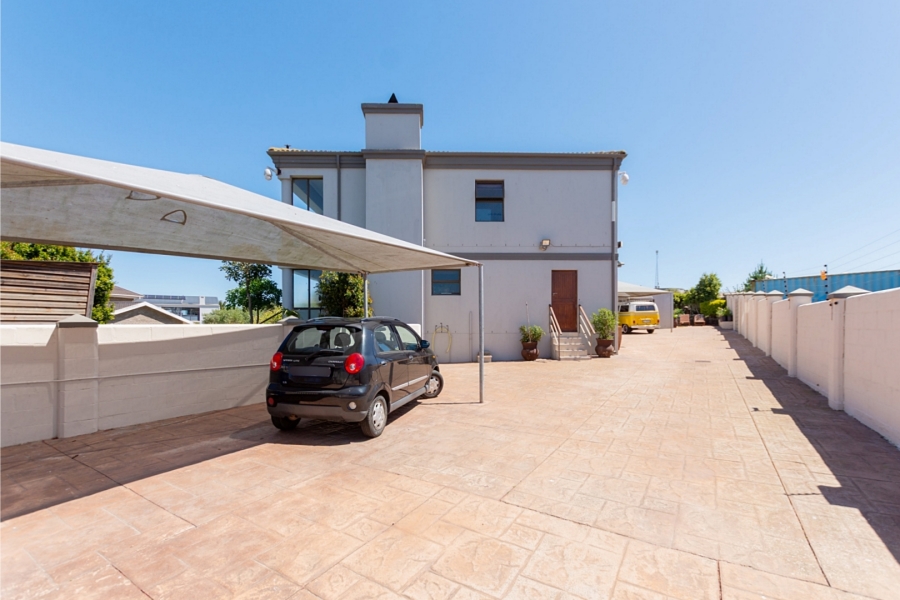 4 Bedroom Property for Sale in Myburgh Park Western Cape